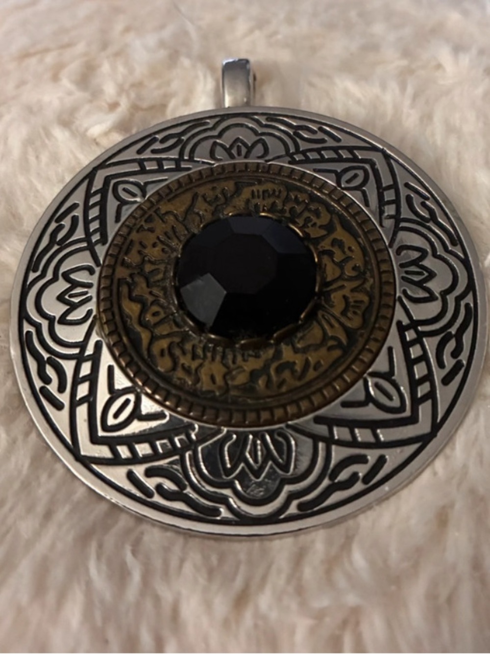 Premier Designs Pendant with Black Center Stone and Brass Accent